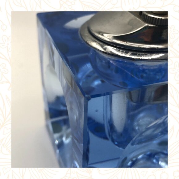 SOLD Vintage Decorative Table Cigarette Lighter - Picture 8 of 10